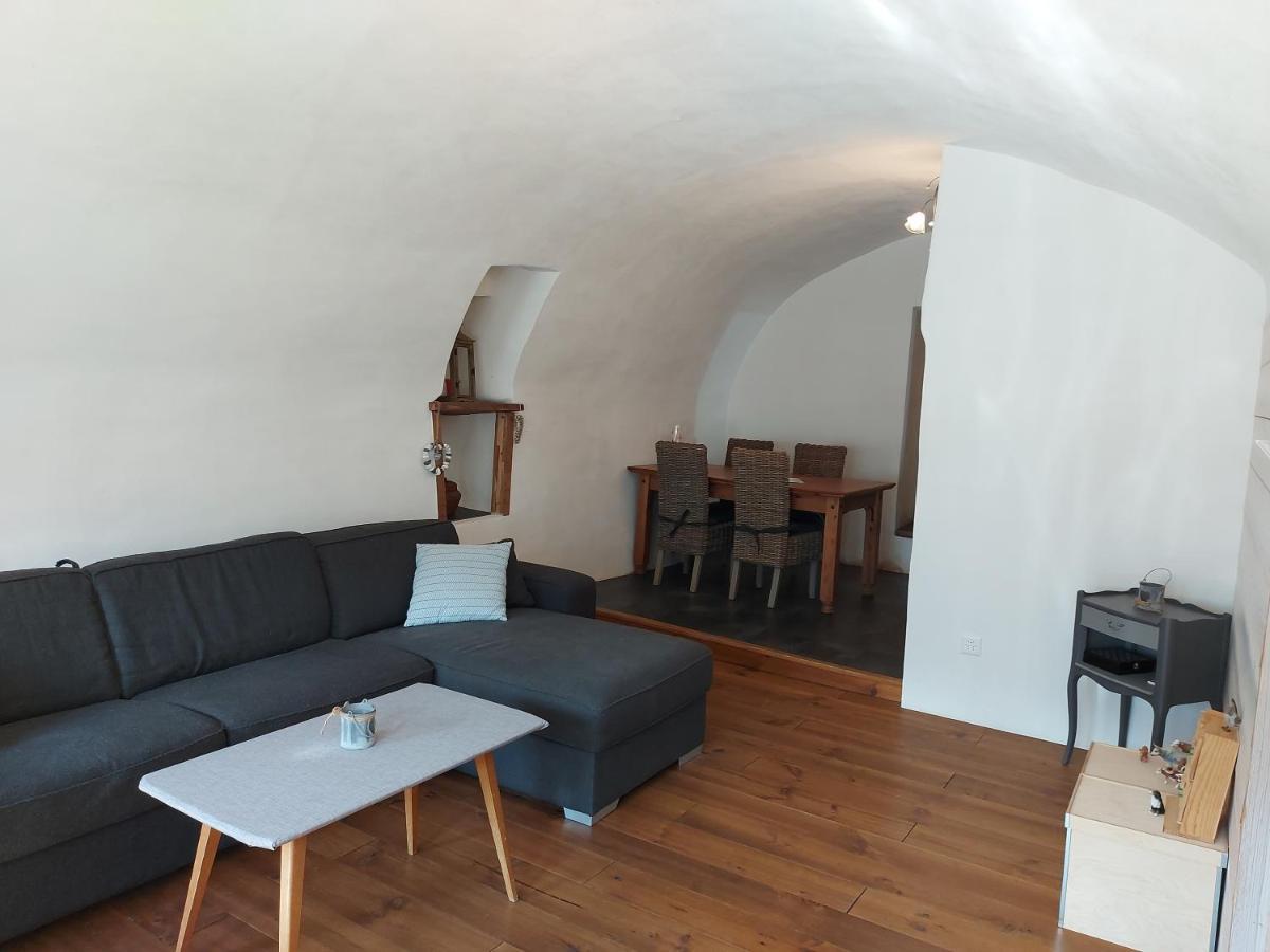 Appartement Voute En Gruyere Dans L'Intyamon Enney Ngoại thất bức ảnh