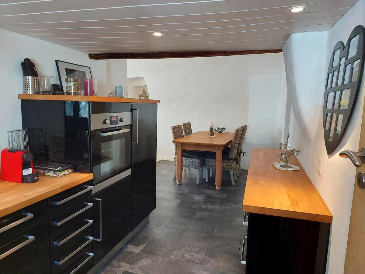 Appartement Voute En Gruyere Dans L'Intyamon Enney Ngoại thất bức ảnh